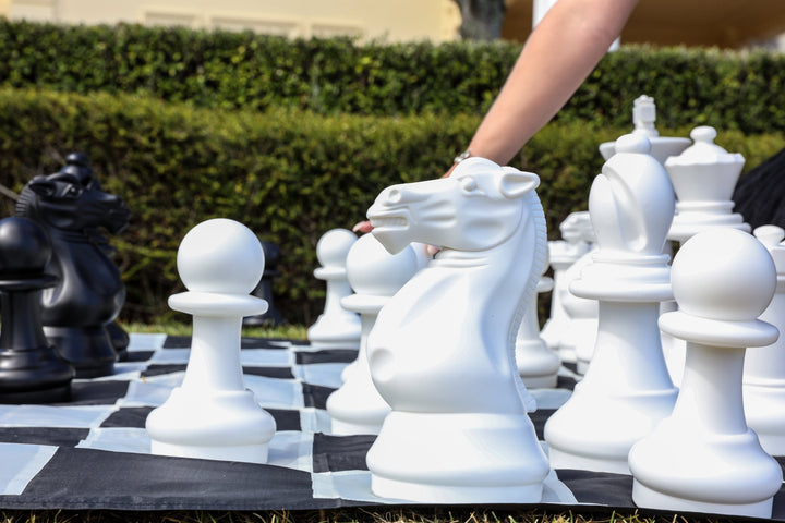 Giant Chess Pieces - 40cm (16 inches) includes Nylon Playing Mat